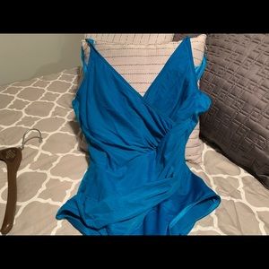 Beautiful blue Miraclesuit size 16